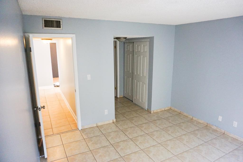 Country Pines Condominium - Residential