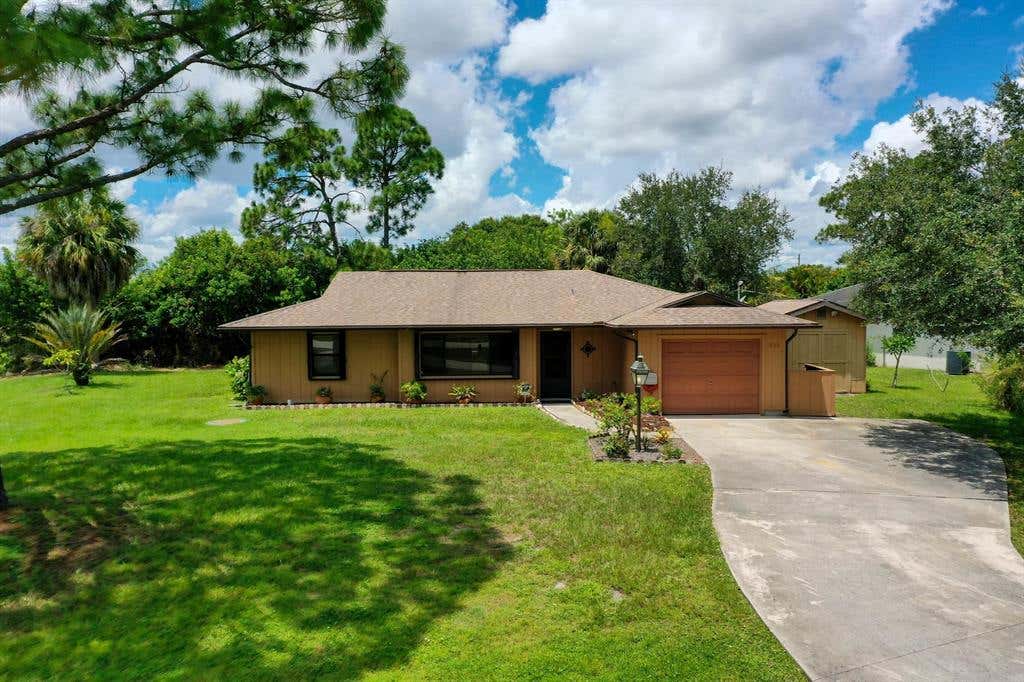 Photo of 1598 SW Irving Street, Port Saint Lucie, FL 34983 (MLS # R10724940)