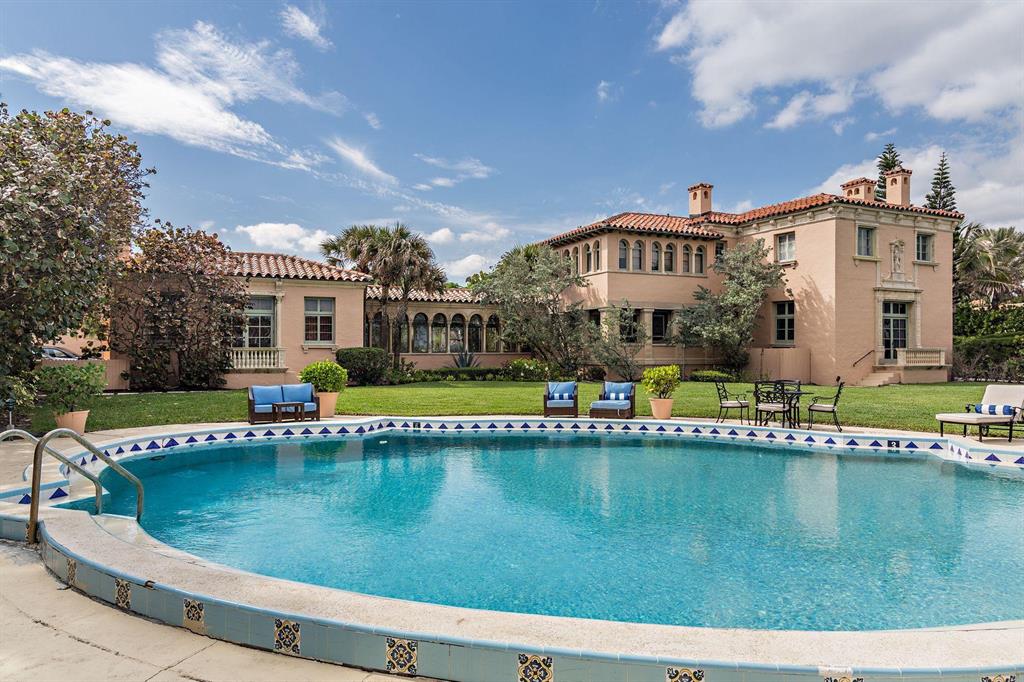 Warden House - Residential