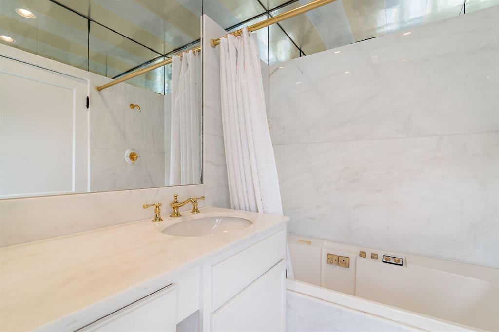 Warden House - Residential