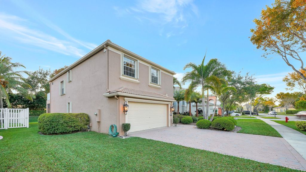 Photo of 2507 Glendale Drive, Royal Palm Beach, FL 33411 (MLS # R10978891)