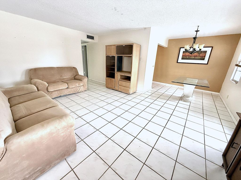 Photo of 2002 Ellsemere A, Deerfield Beach, FL 33442 (MLS # R11129508)