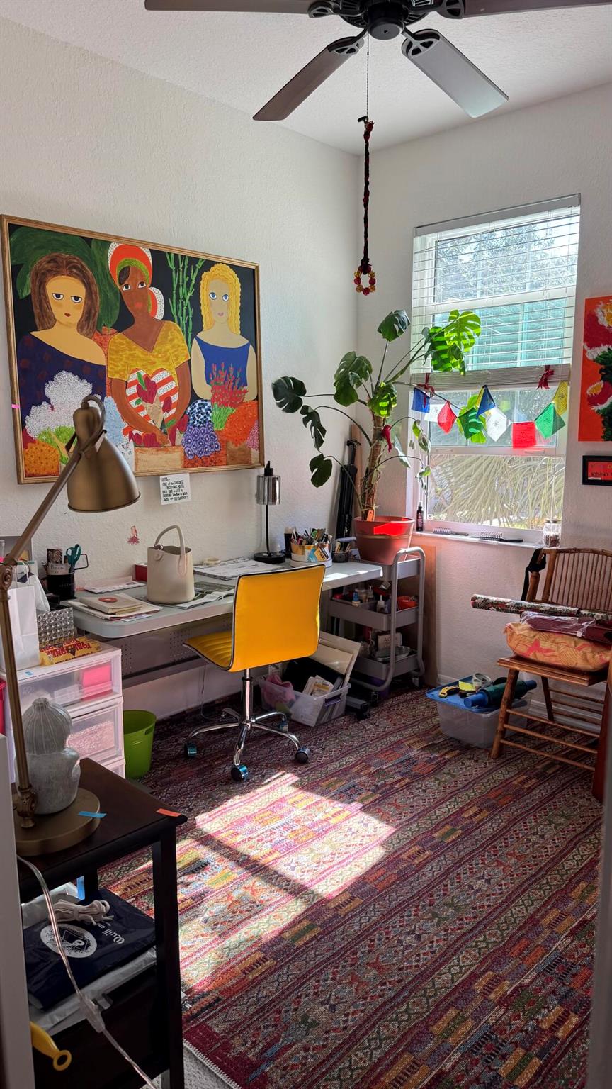 LEXINGTON LAKES - Residential