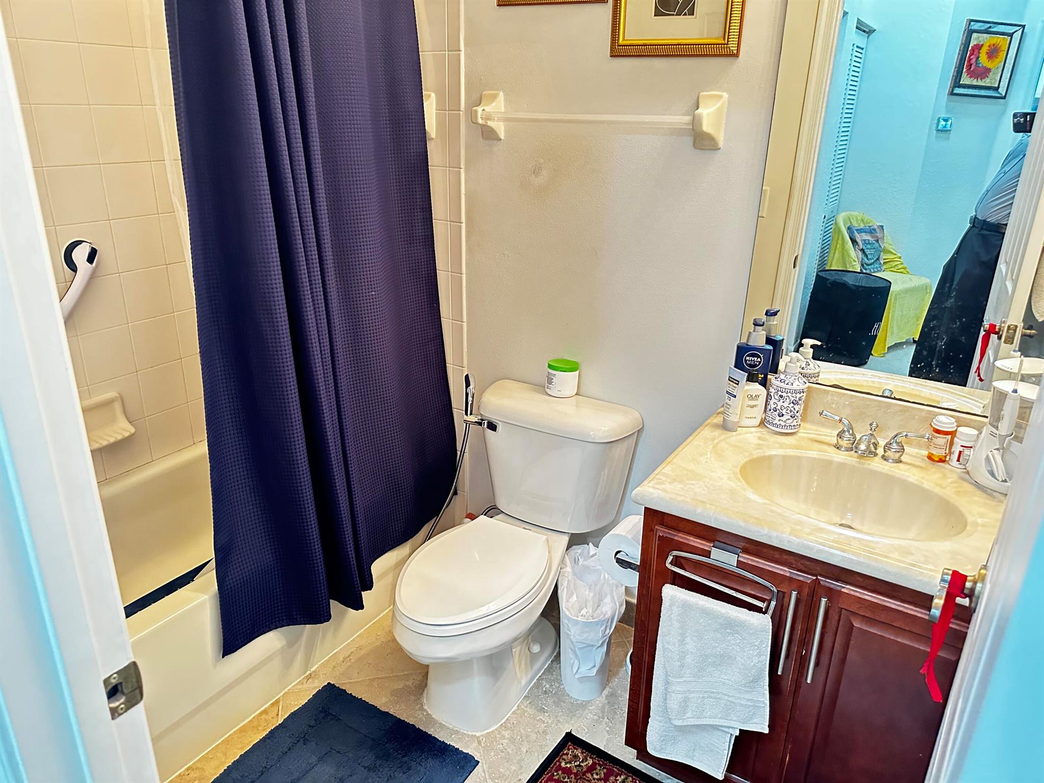 LEXINGTON LAKES - Residential