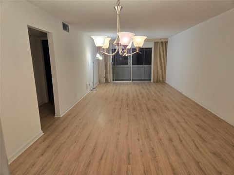 3004 Portofino Isle G1 Coconut Creek FL 33066