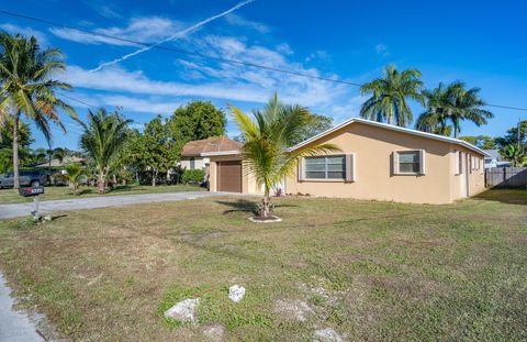 A home in Lake Worth