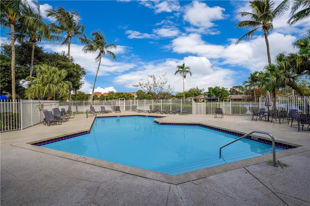 Arbor Courts - Residential
