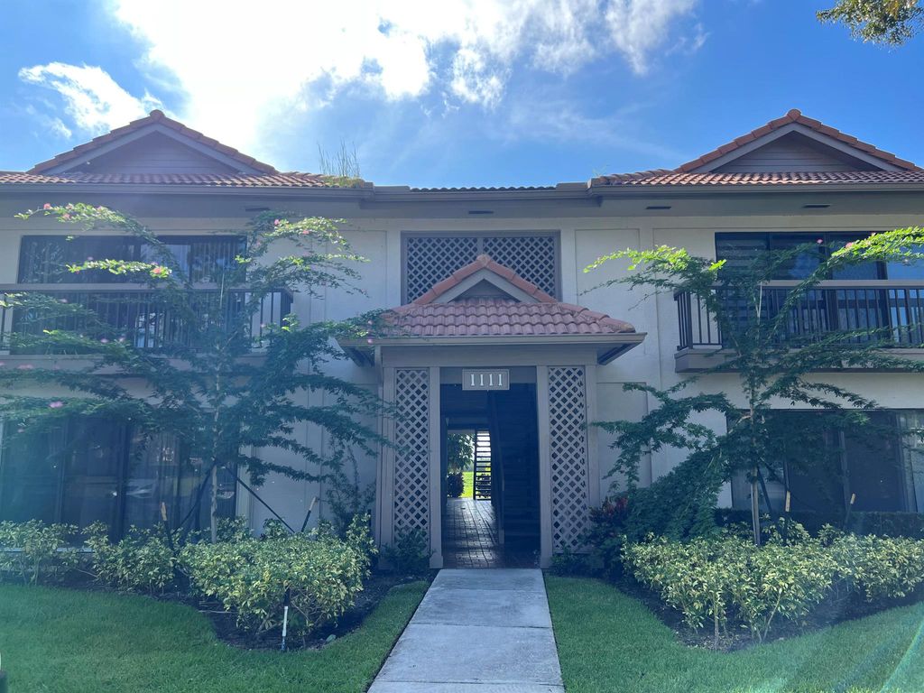 Photo of 1111 Duncan Circle #202, Palm Beach Gardens, FL 33418 (MLS # R10929372)