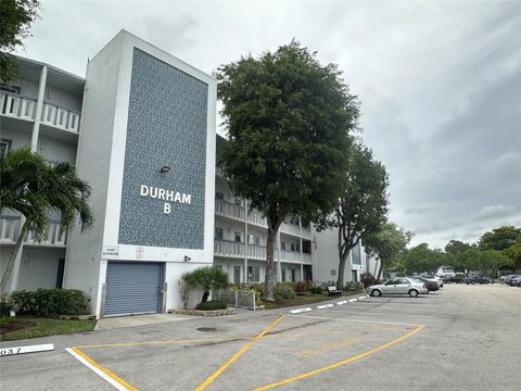 A home in Deerfield Beach