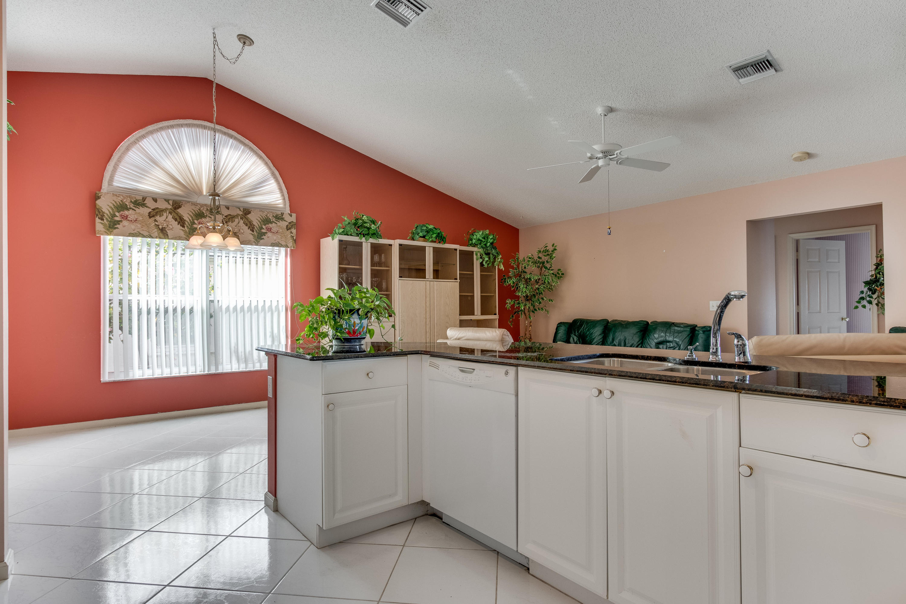 MEADOWLAND COVE 2 OF WELLINGTON - Residential