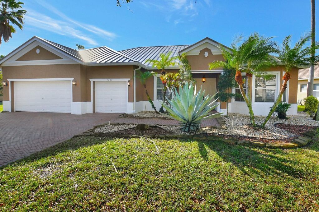 Photo of 9688 Savannah Estates Drive, Lake Worth, FL 33467 (MLS # R11044081)