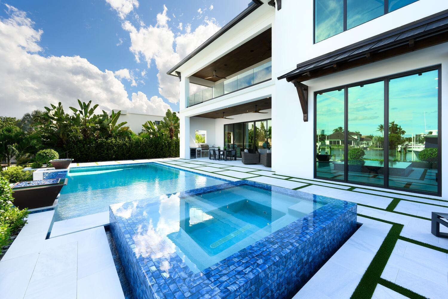 PIRATES COVE - Residential