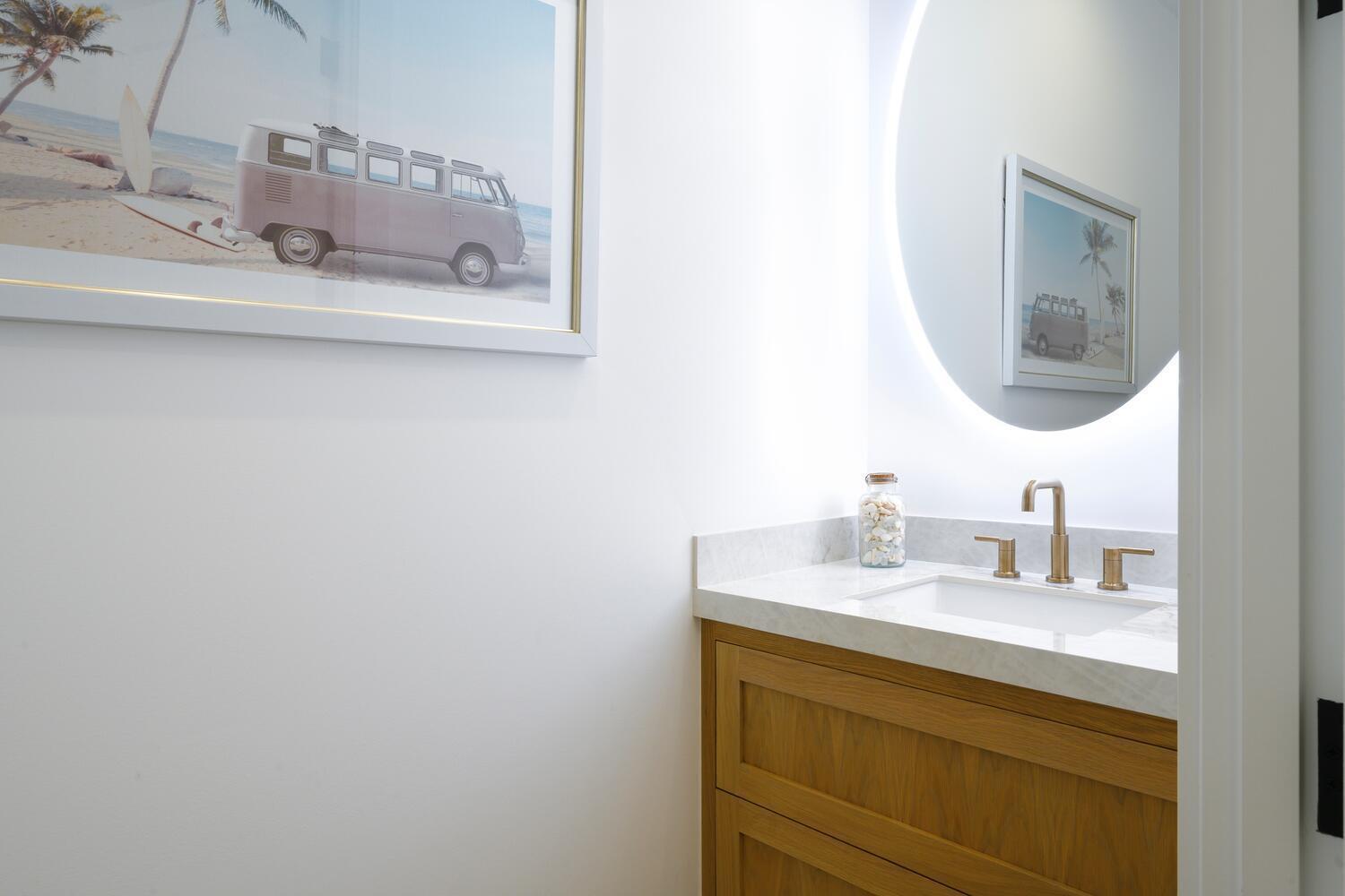 PIRATES COVE - Residential