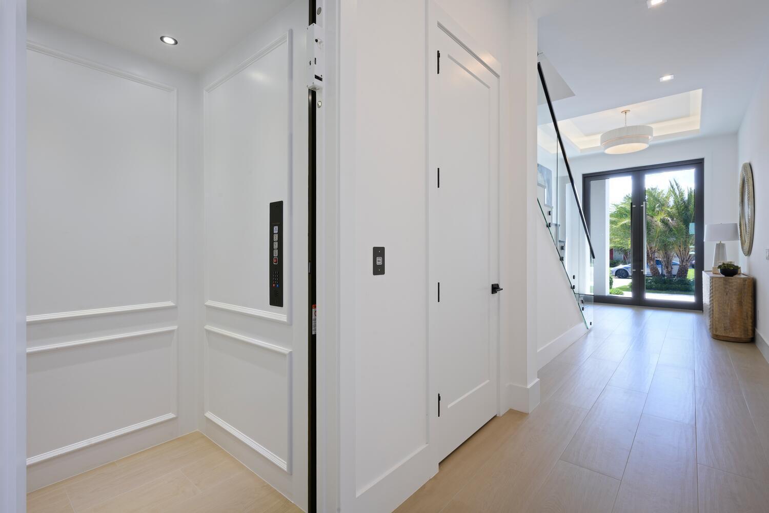 PIRATES COVE - Residential