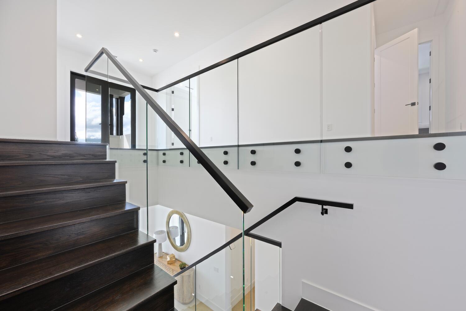 PIRATES COVE - Residential