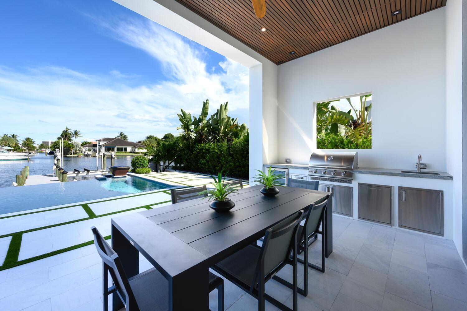 PIRATES COVE - Residential