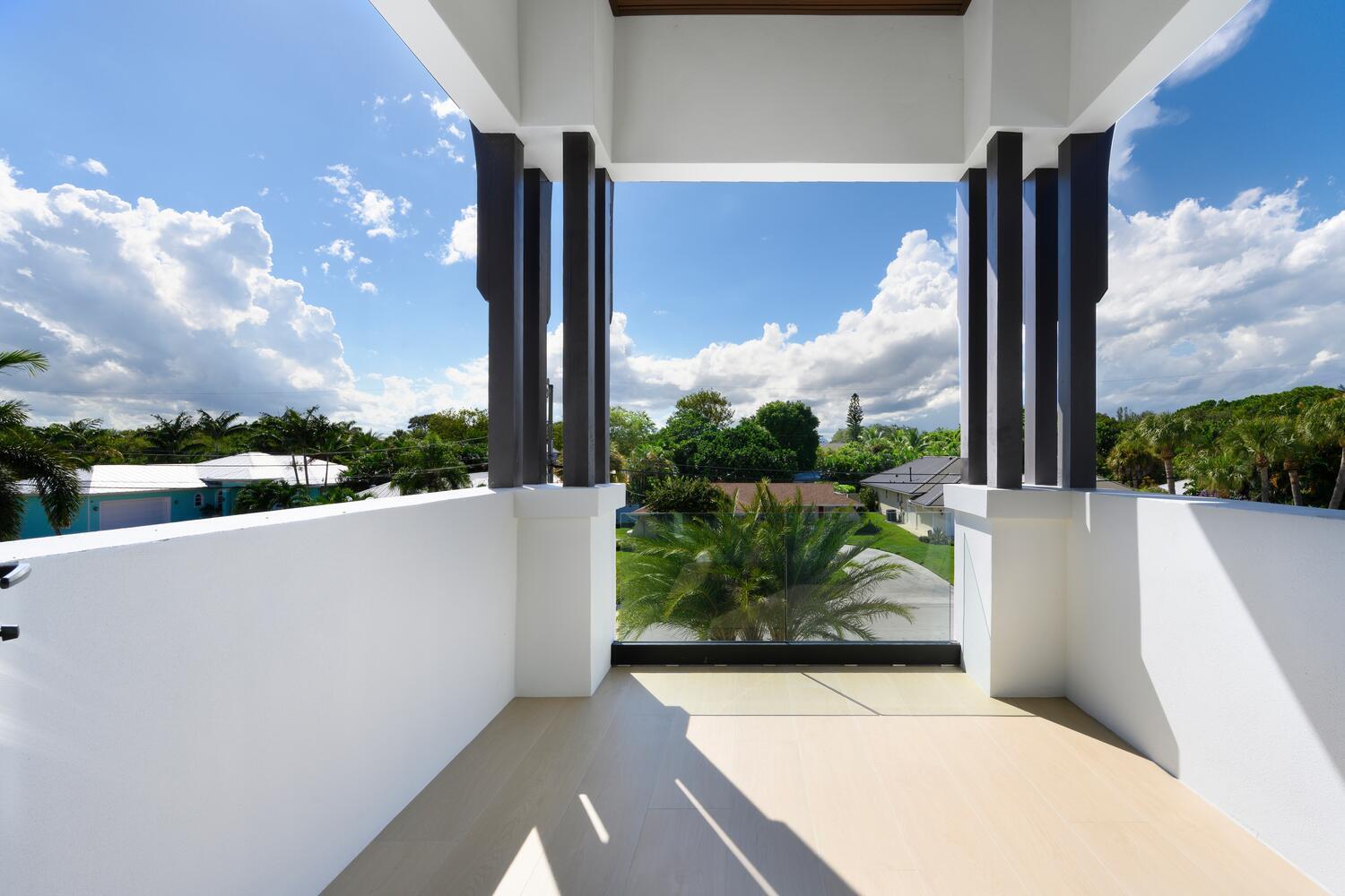 PIRATES COVE - Residential