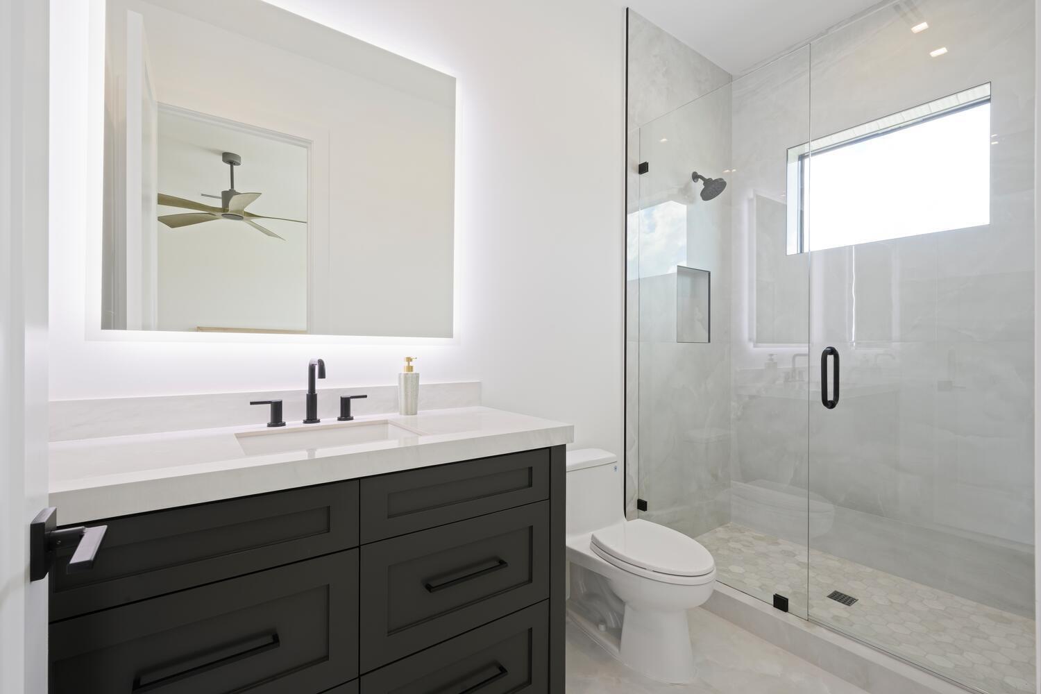 PIRATES COVE - Residential