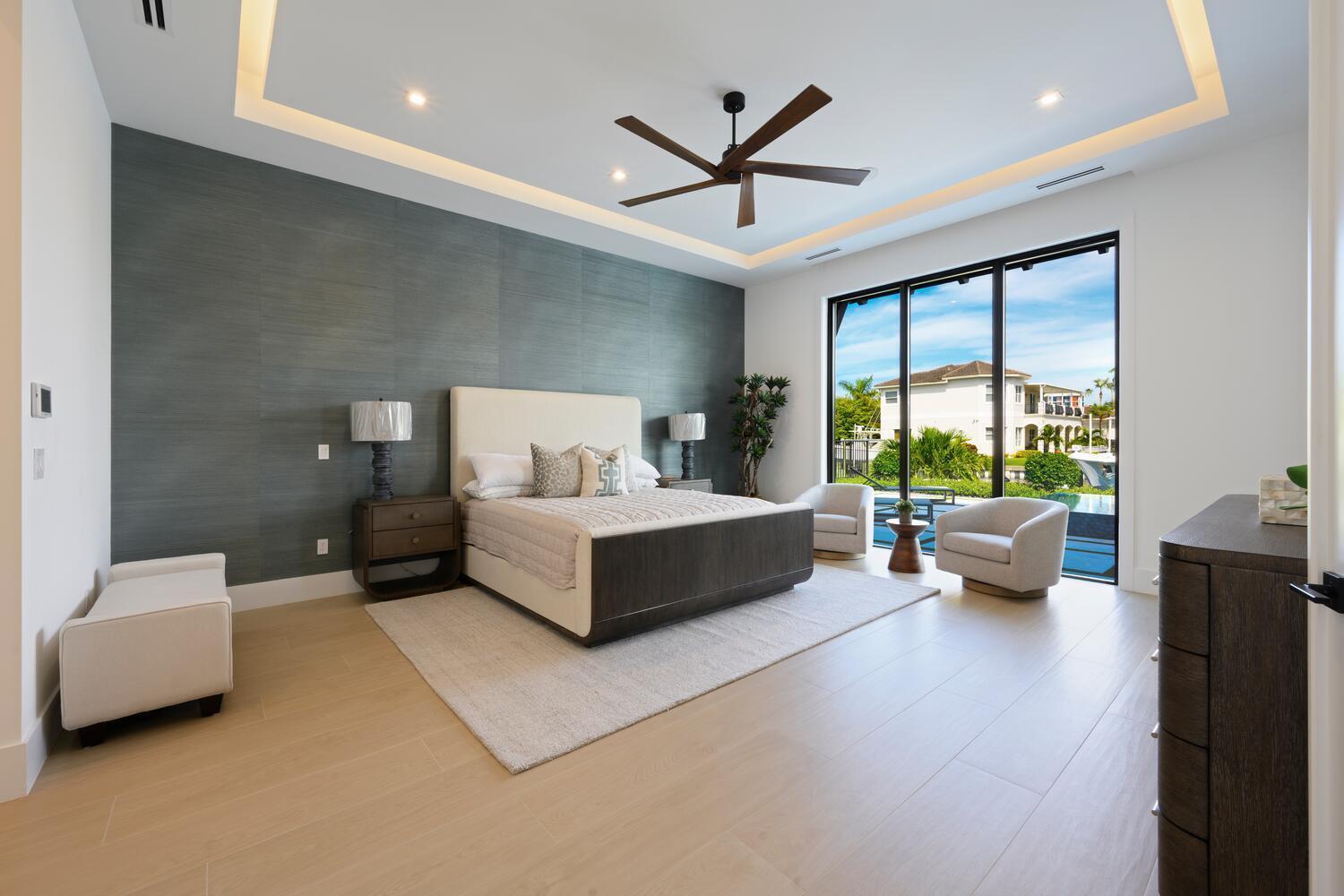 PIRATES COVE - Residential