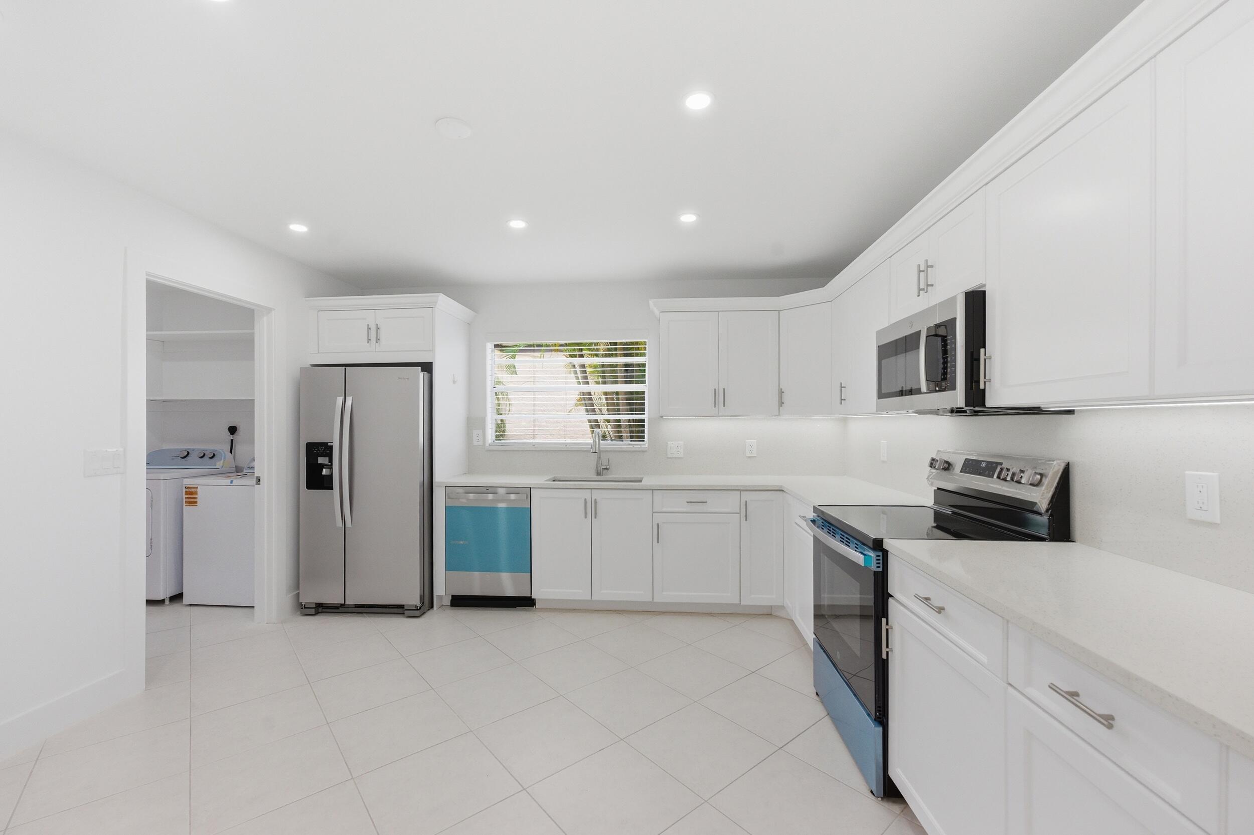 PINES OF BOCA LAGO CONDO - Residential