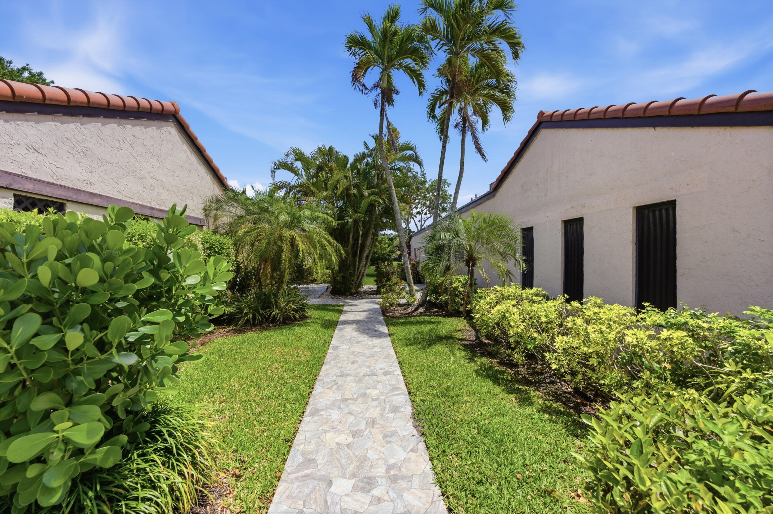 PINES OF BOCA LAGO CONDO - Residential