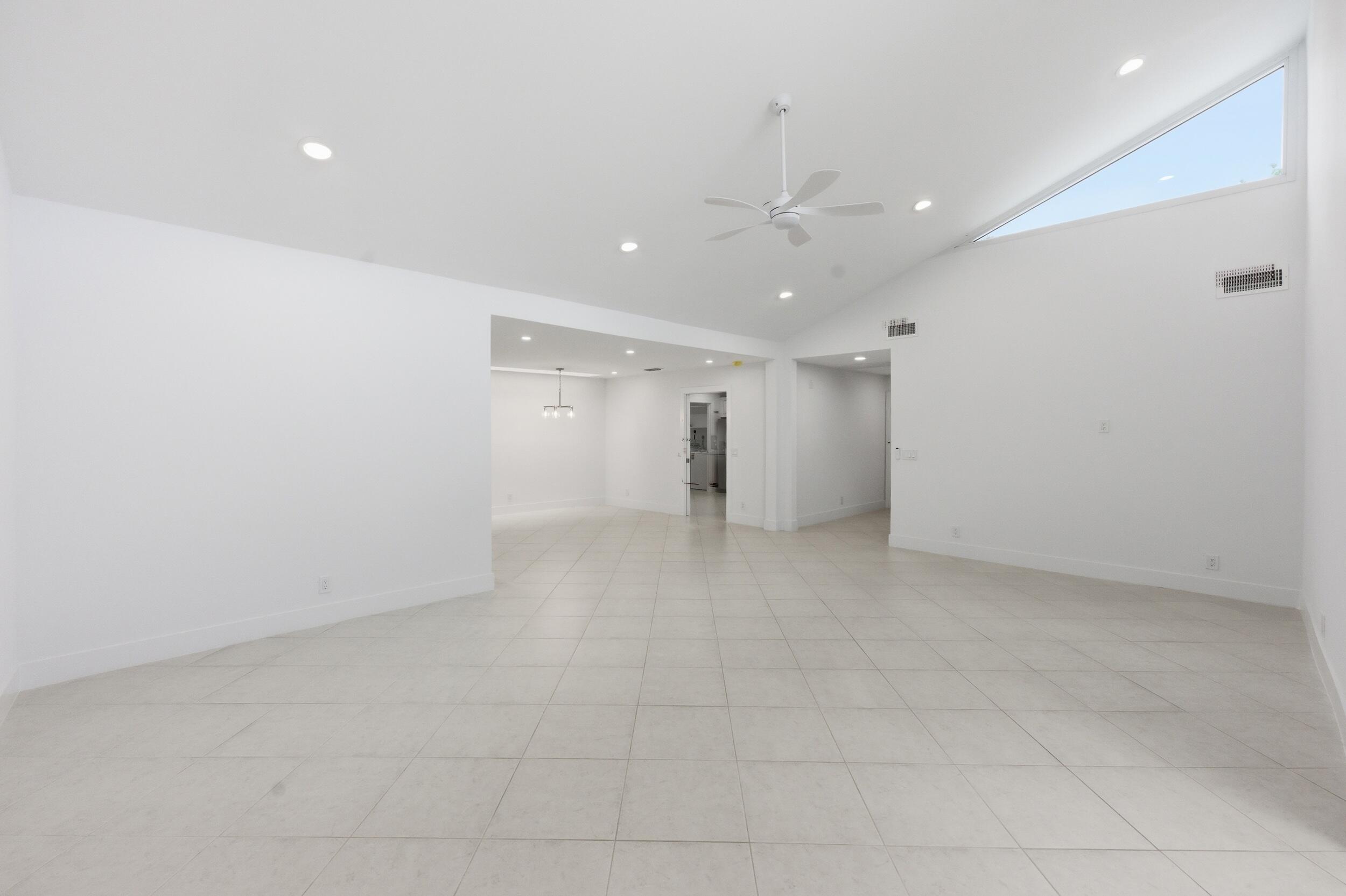 PINES OF BOCA LAGO CONDO - Residential