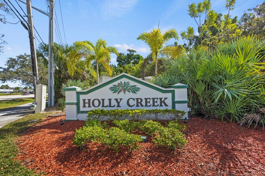 Photo of 922 NE Sandalwood Place #922, Jensen Beach, FL 34957 (MLS # R10933731)