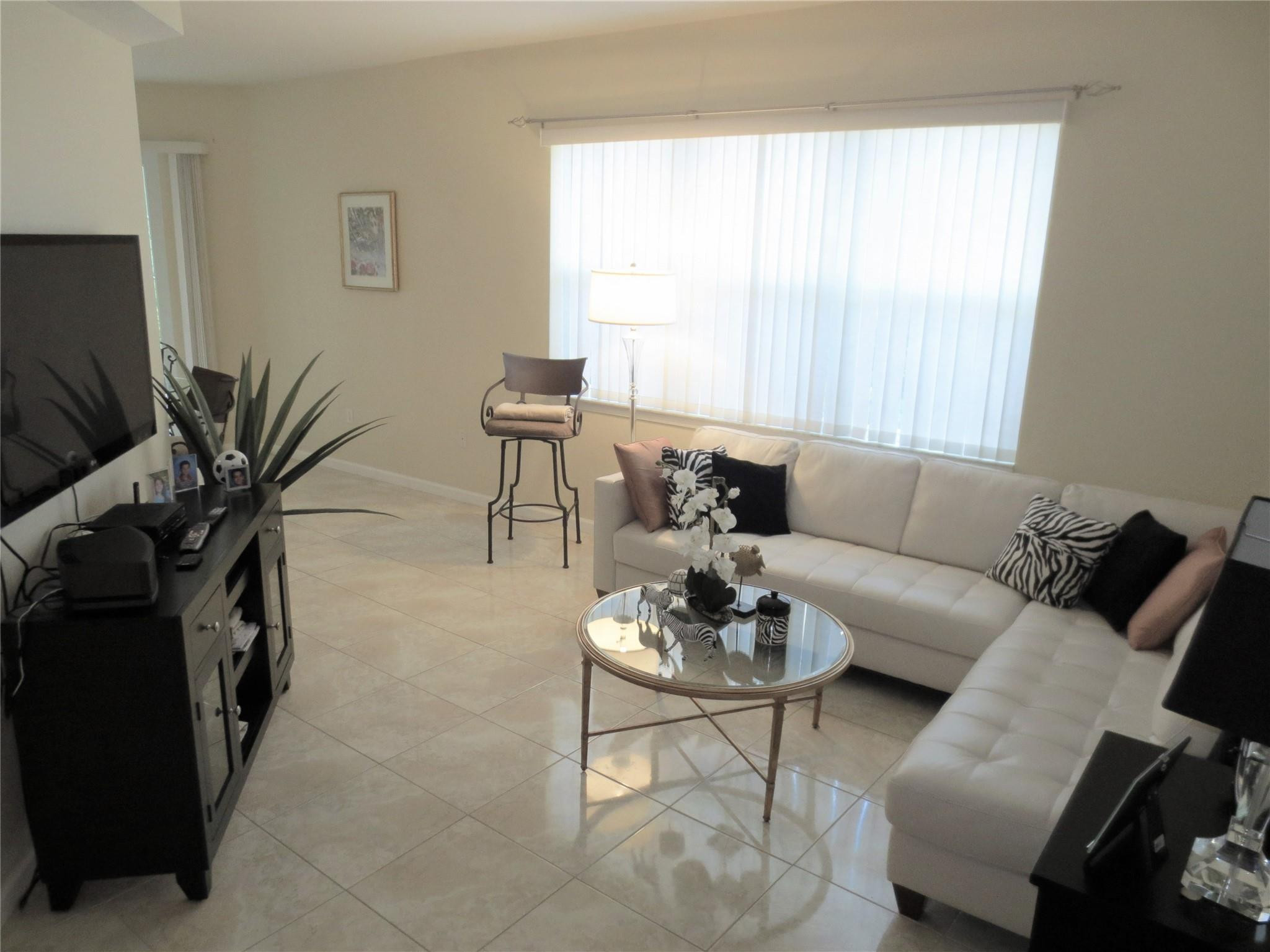 1900 Oceanwalk Lane 117