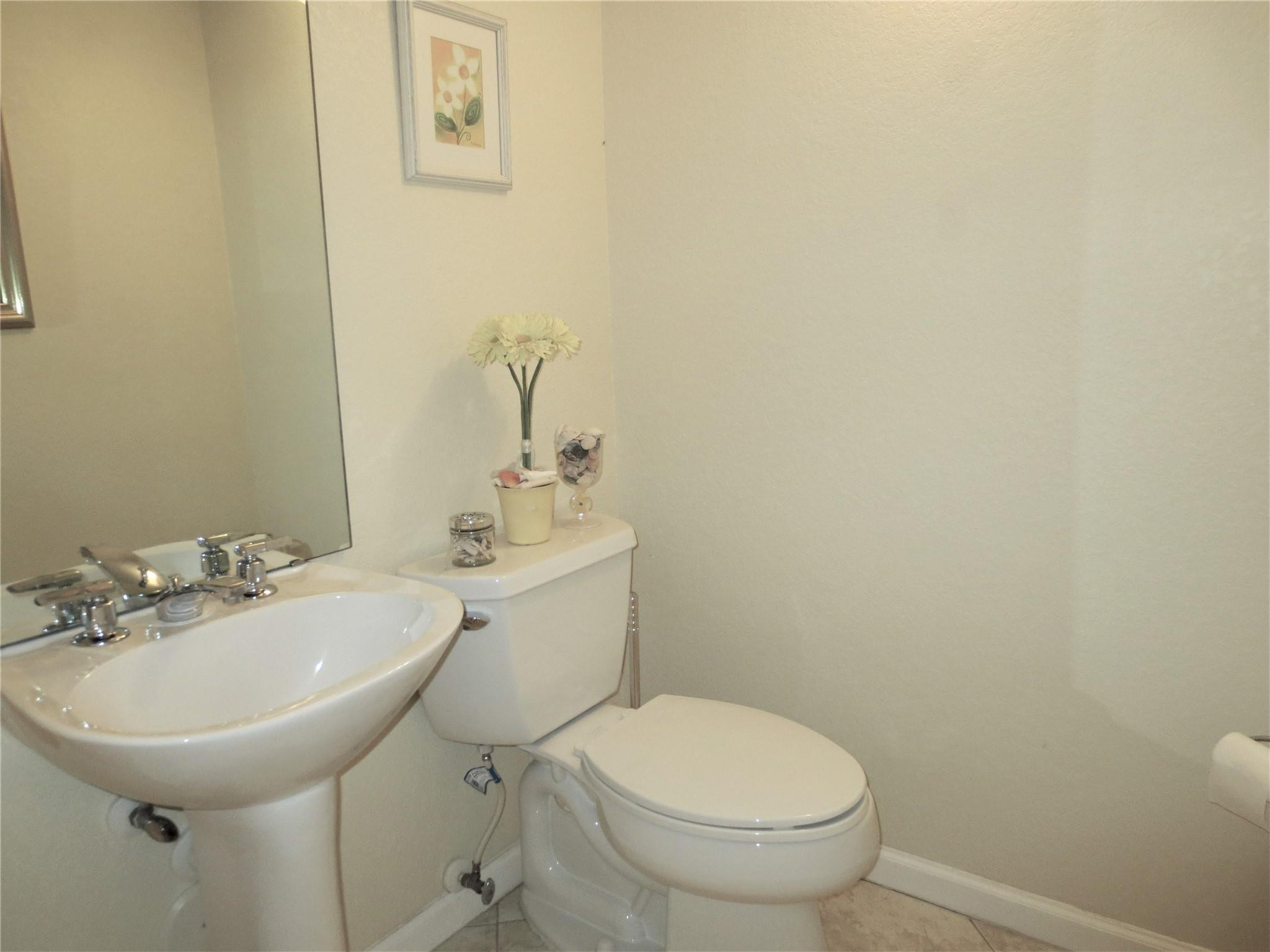 OCEAN WALK VILLAS CONDO - Residential