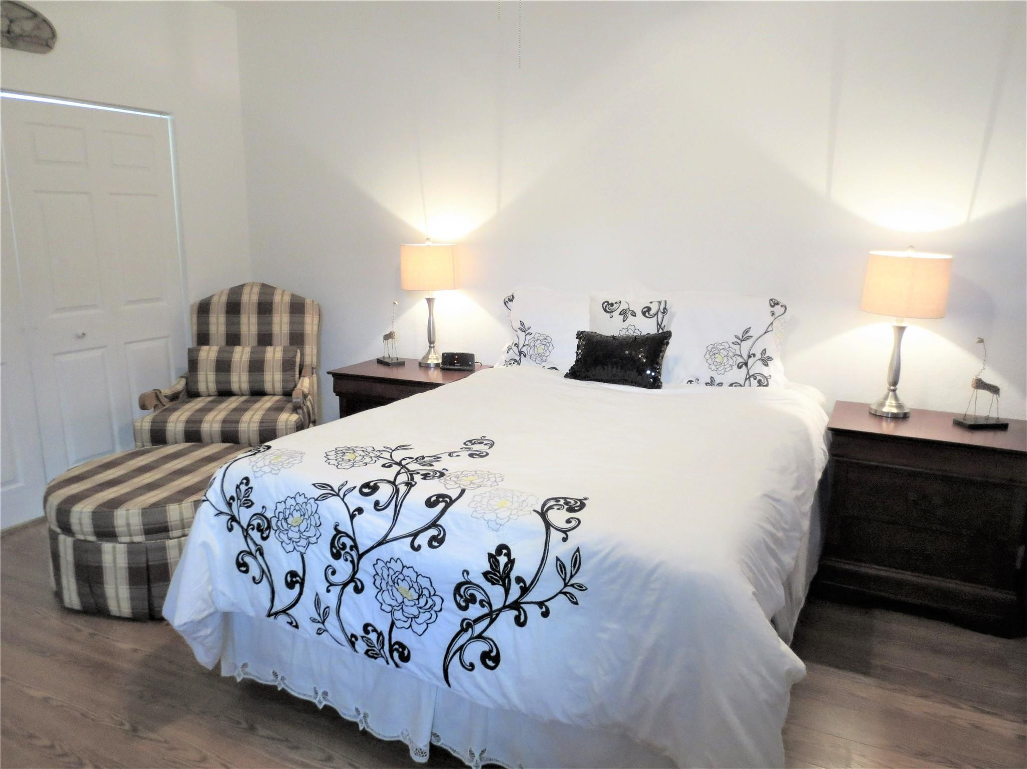 OCEAN WALK VILLAS CONDO - Residential