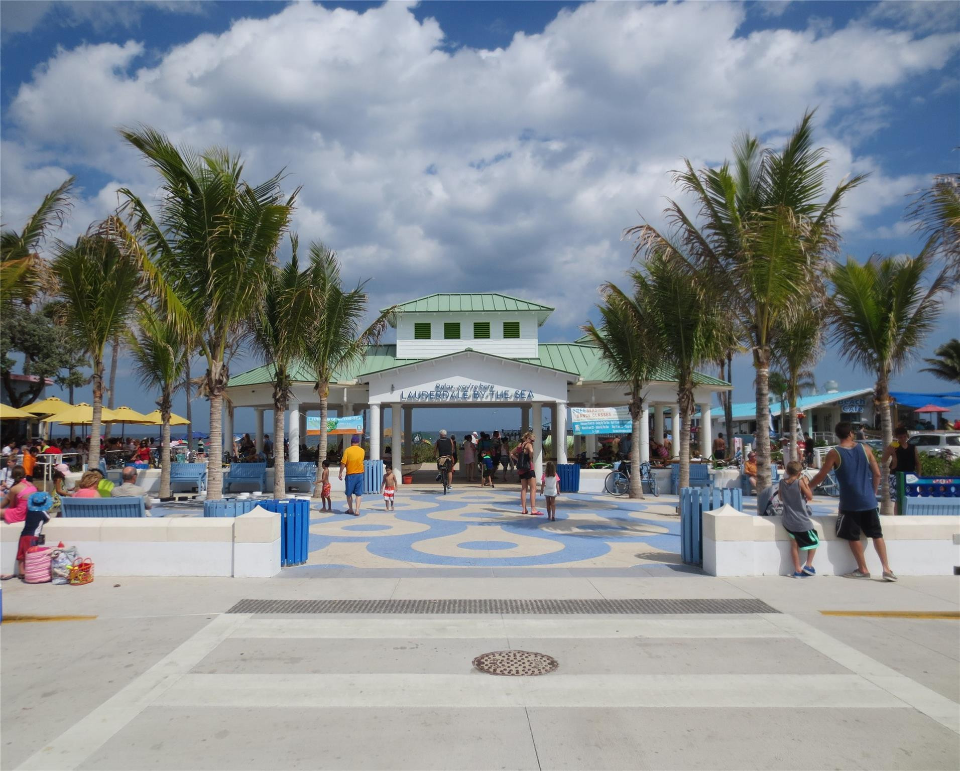 OCEAN WALK VILLAS CONDO - Residential