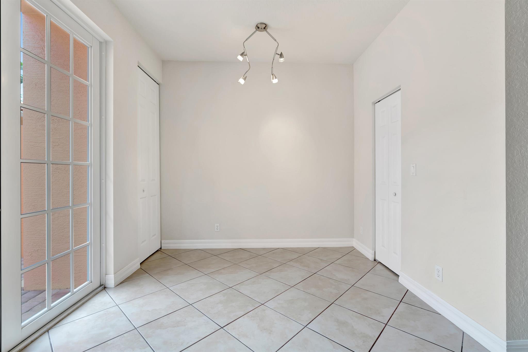 CANTERBURY PLACE - Residential