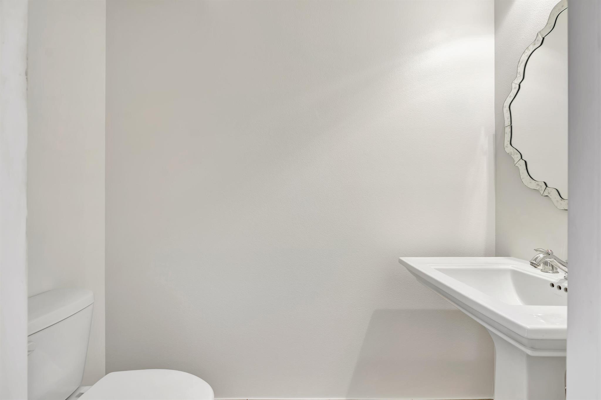 CANTERBURY PLACE - Residential