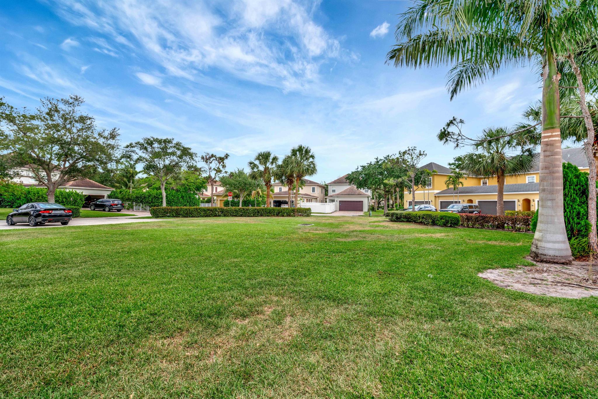 CANTERBURY PLACE - Residential