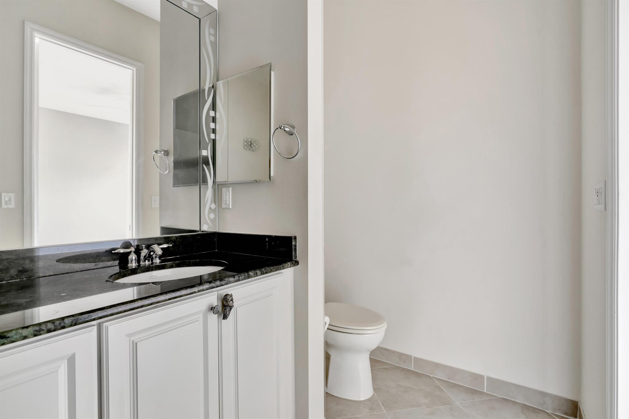 CANTERBURY PLACE - Residential