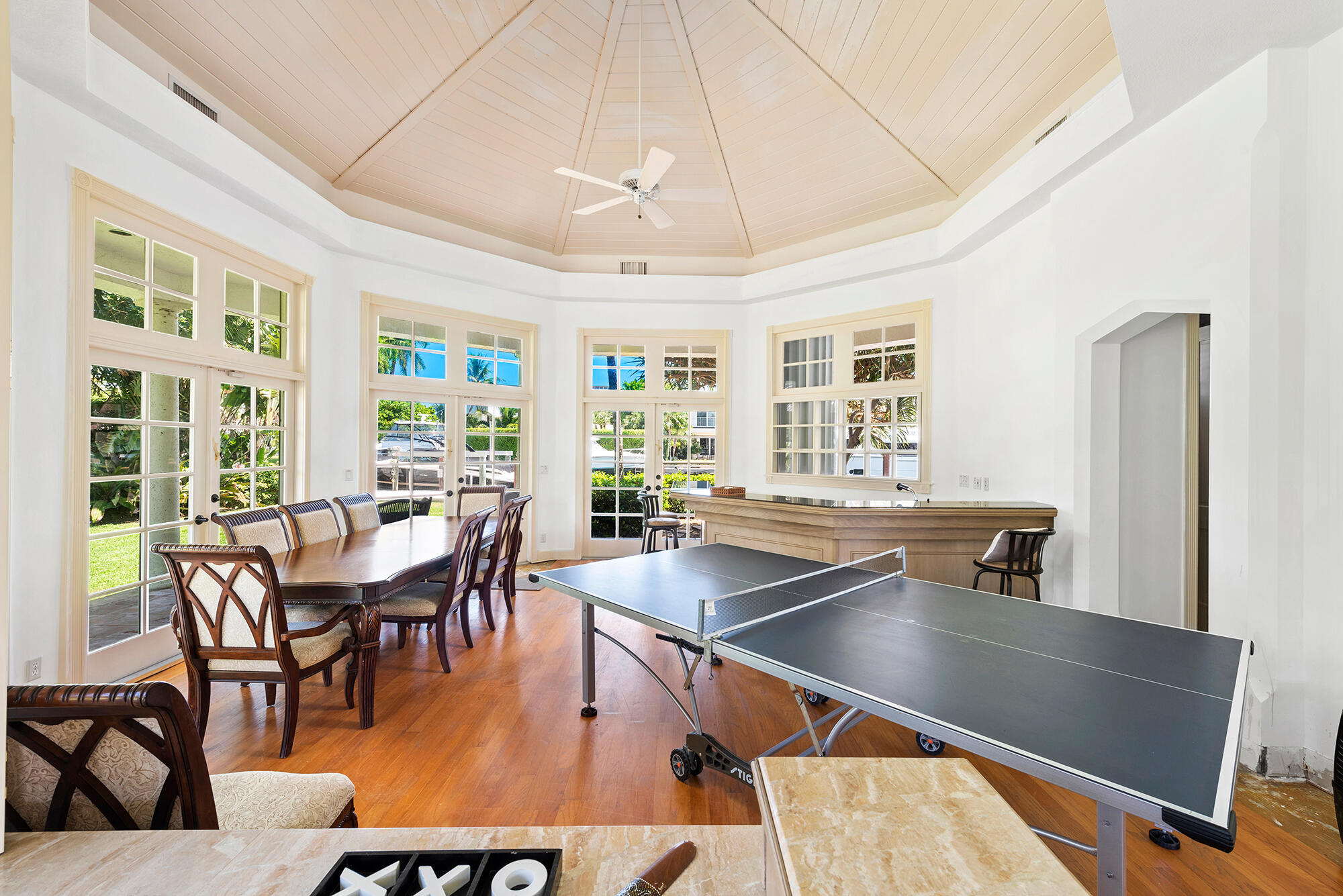 SEA ISLAND - Residential