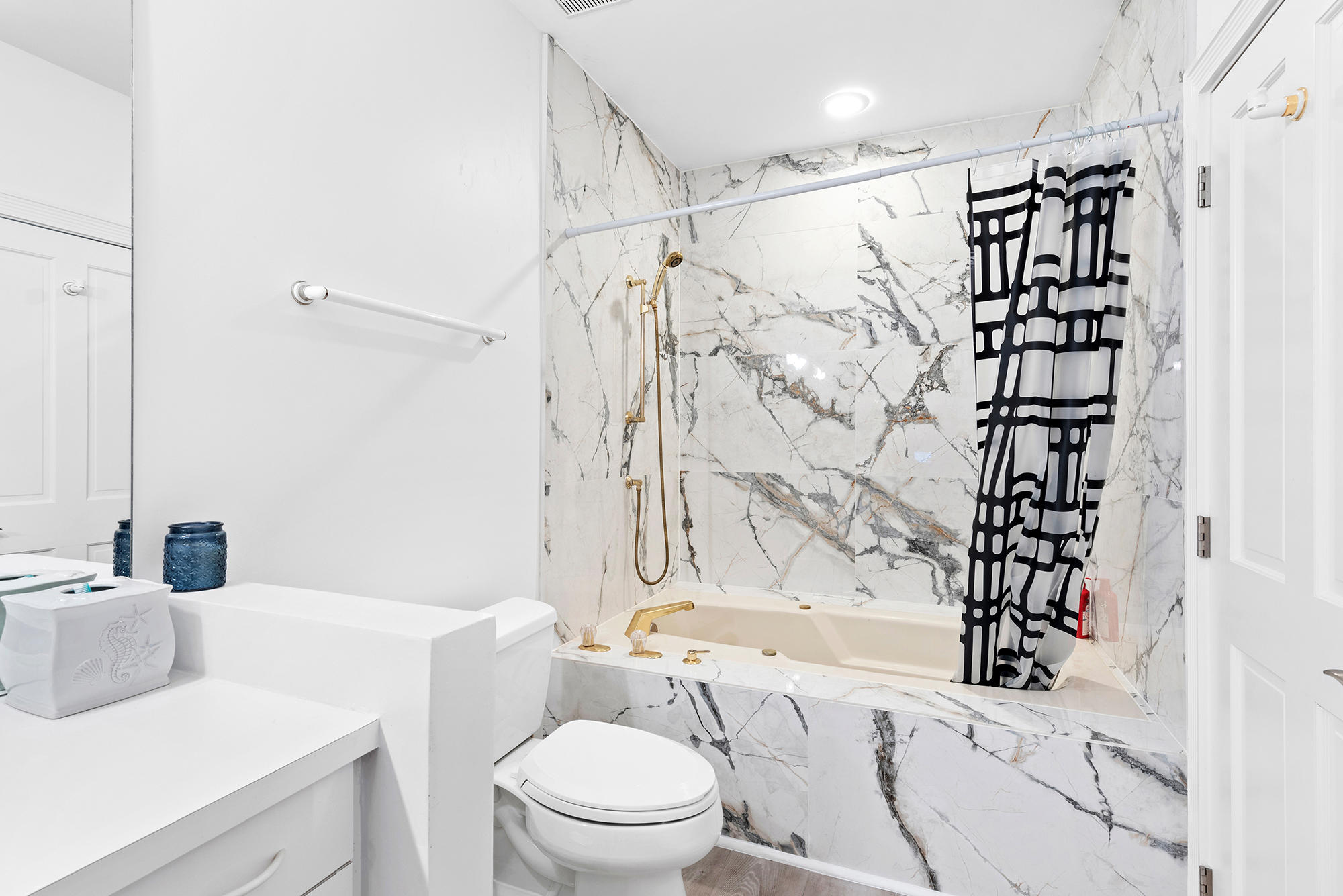 SEA ISLAND - Residential