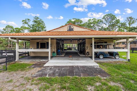 A home in Loxahatchee