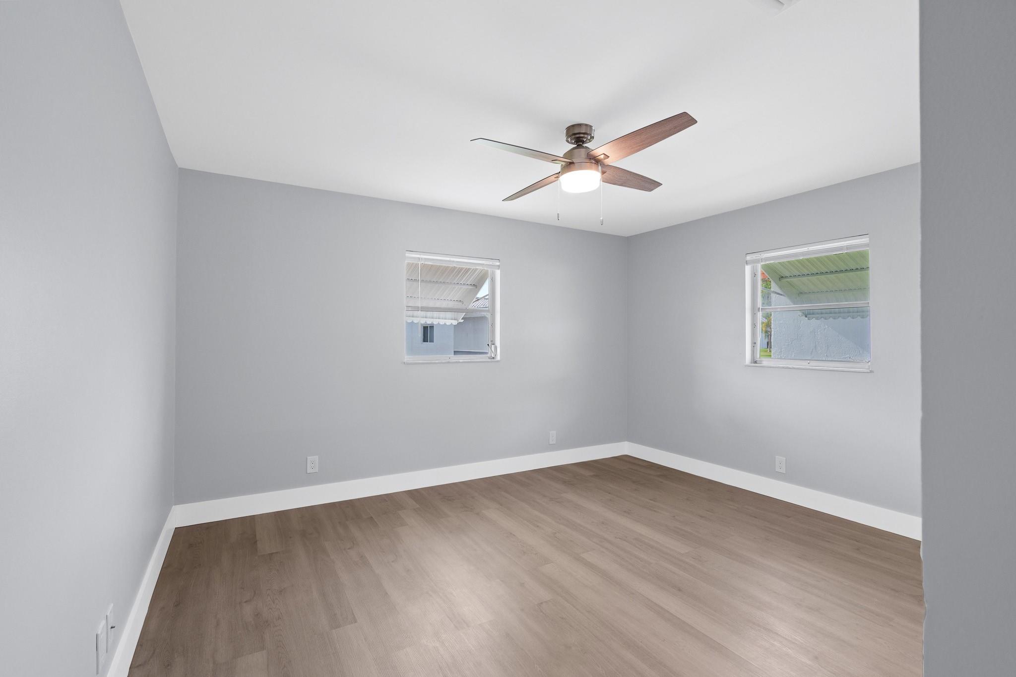 Lauderdale West 3 Sec 83- - Residential Lease