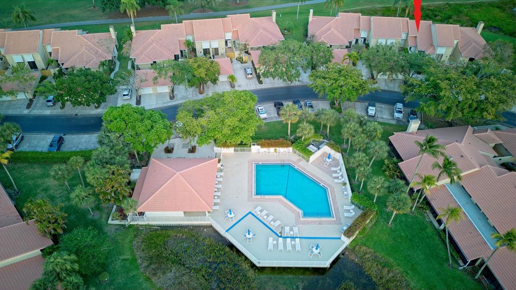 Photo of 257 Old Meadow Way, Palm Beach Gardens, FL 33418 (MLS # R11057297)