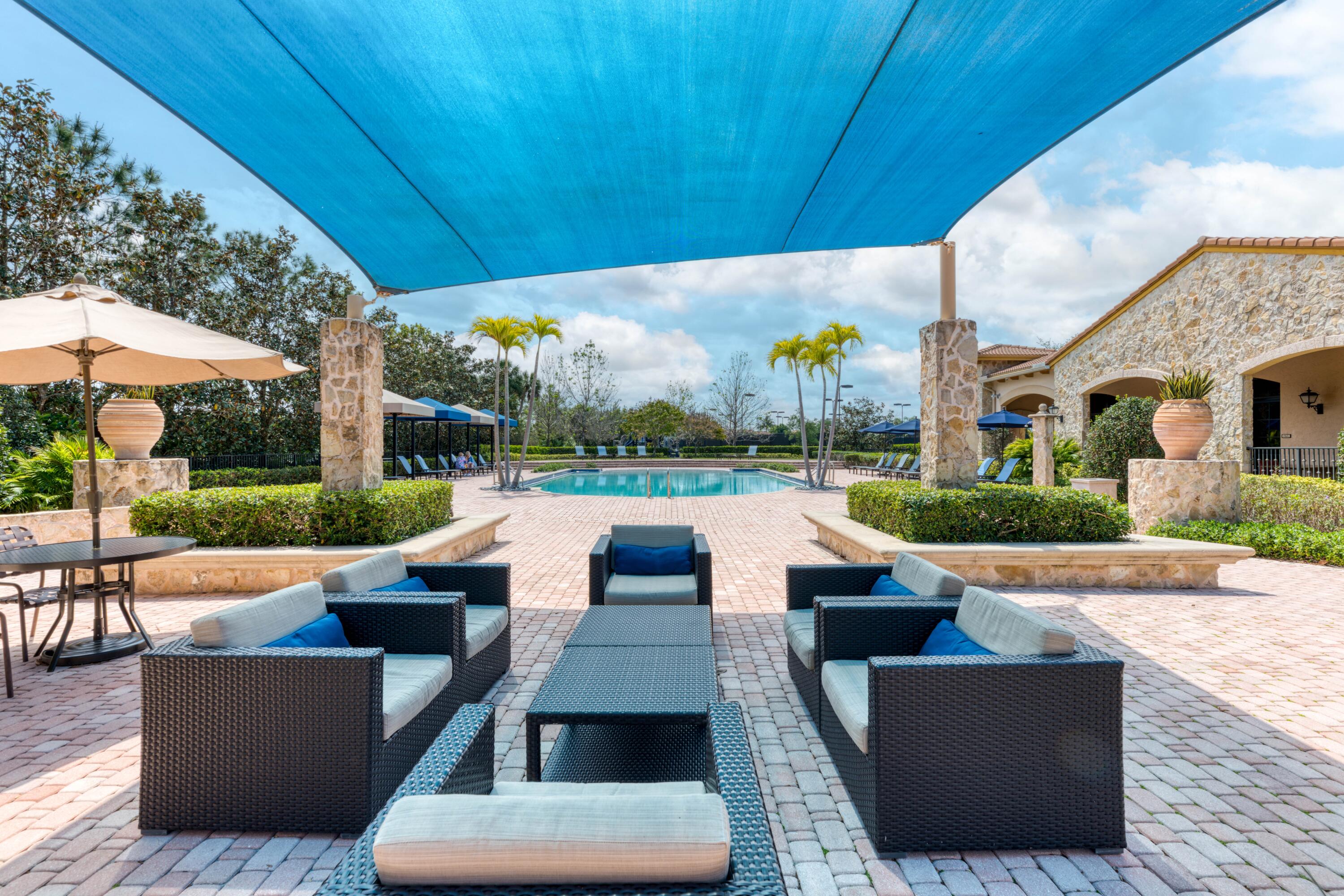 JUPITER COUNTRY CLUB - Residential