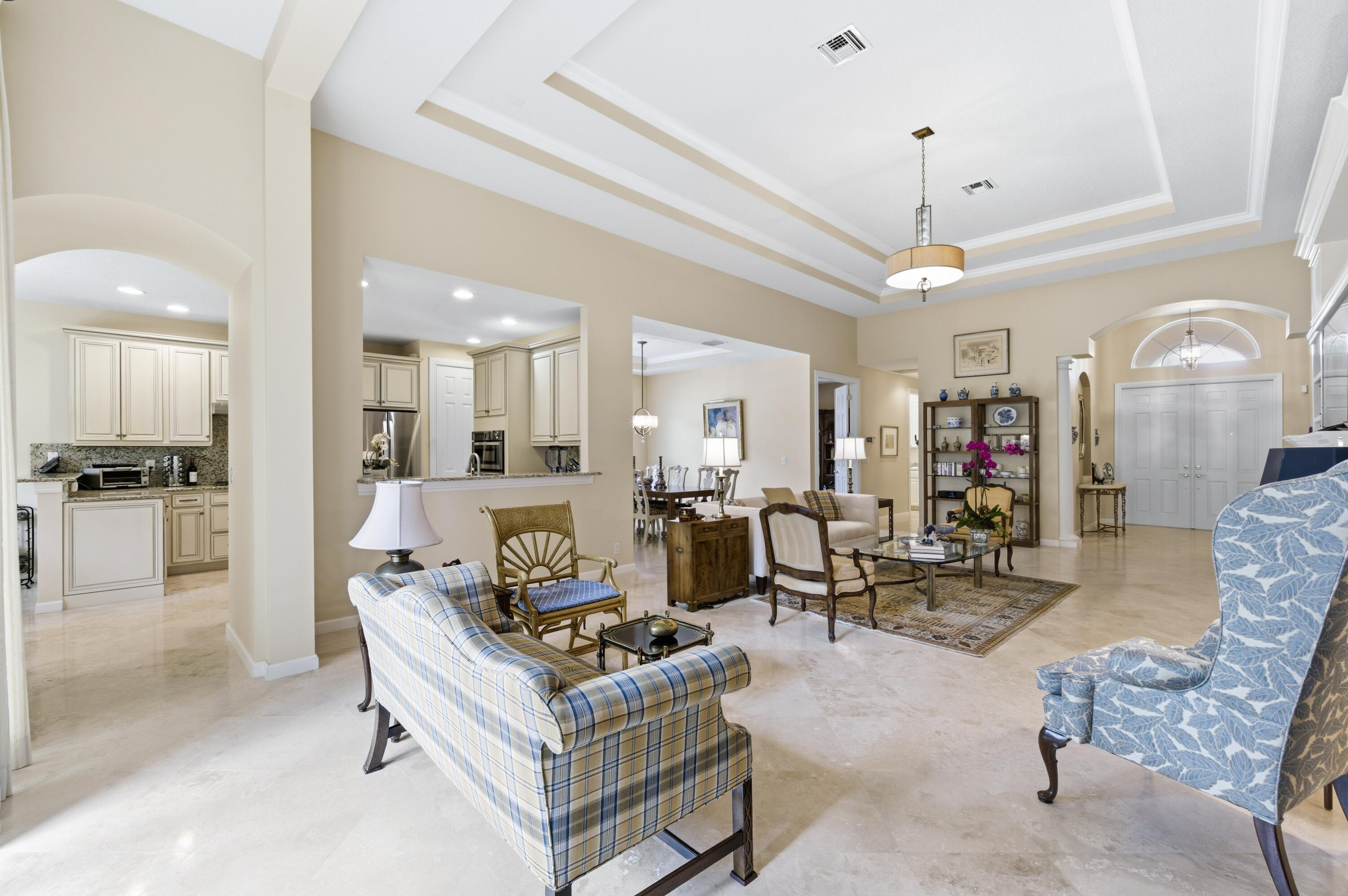 JUPITER COUNTRY CLUB - Residential