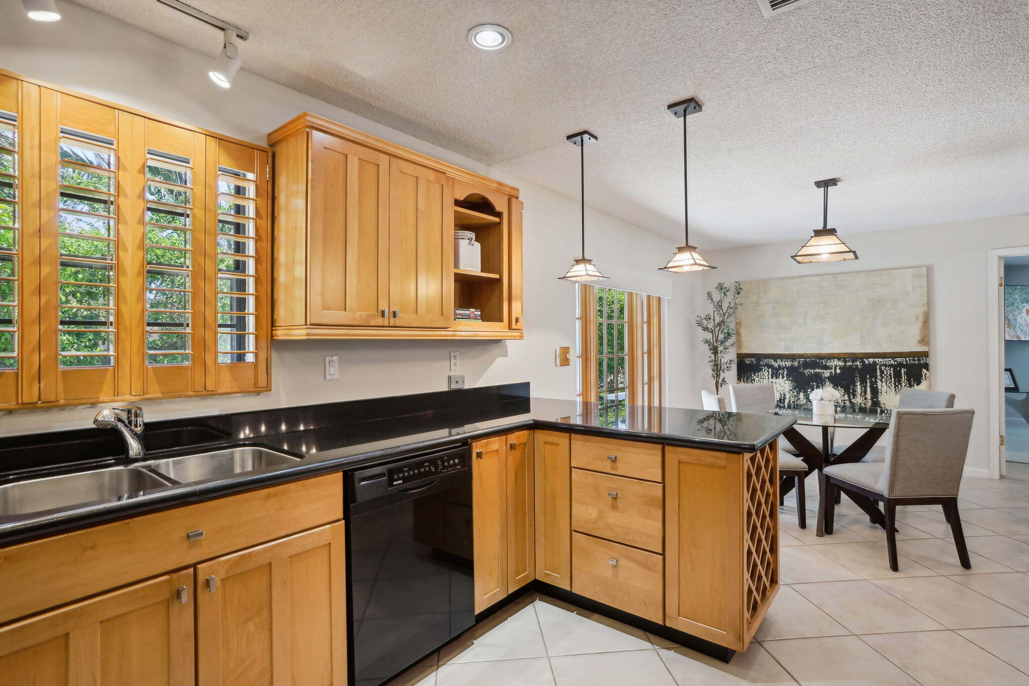 TRADE WINDS ESTATES FIRST ADD - Residential Lease