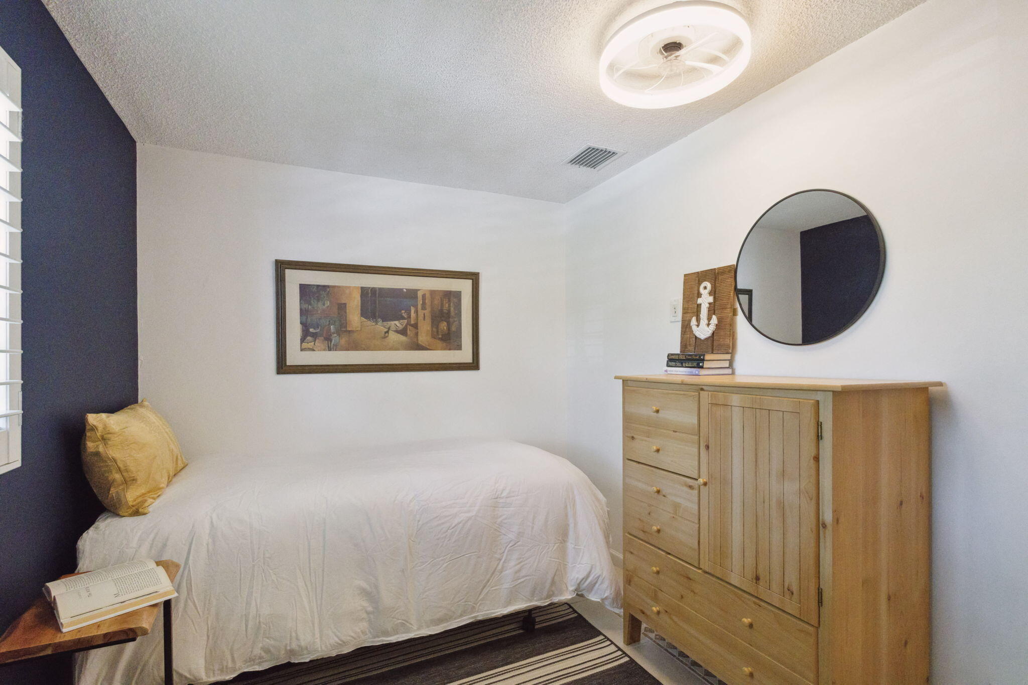 TRADE WINDS ESTATES FIRST ADD - Residential Lease