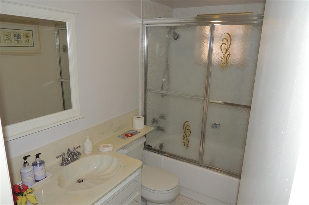 Golden View Condo - Residential Lease