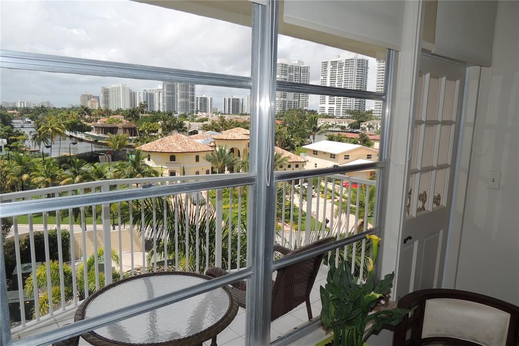 Golden View Condo - Residential Lease