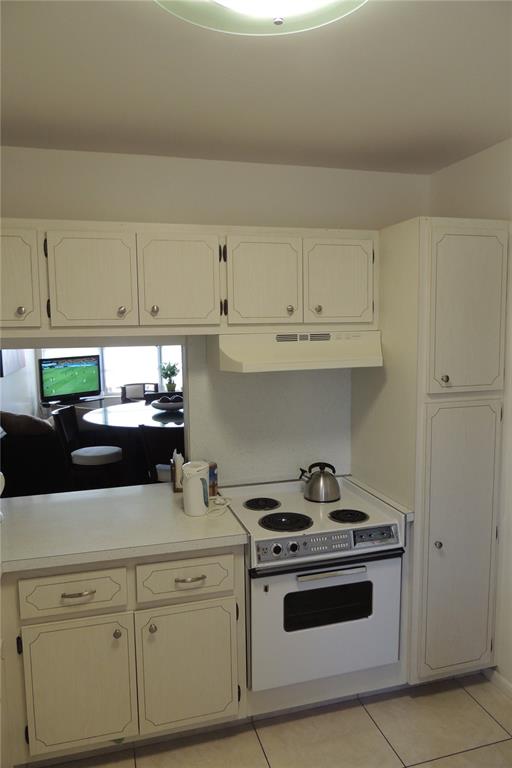 Golden View Condo - Residential Lease