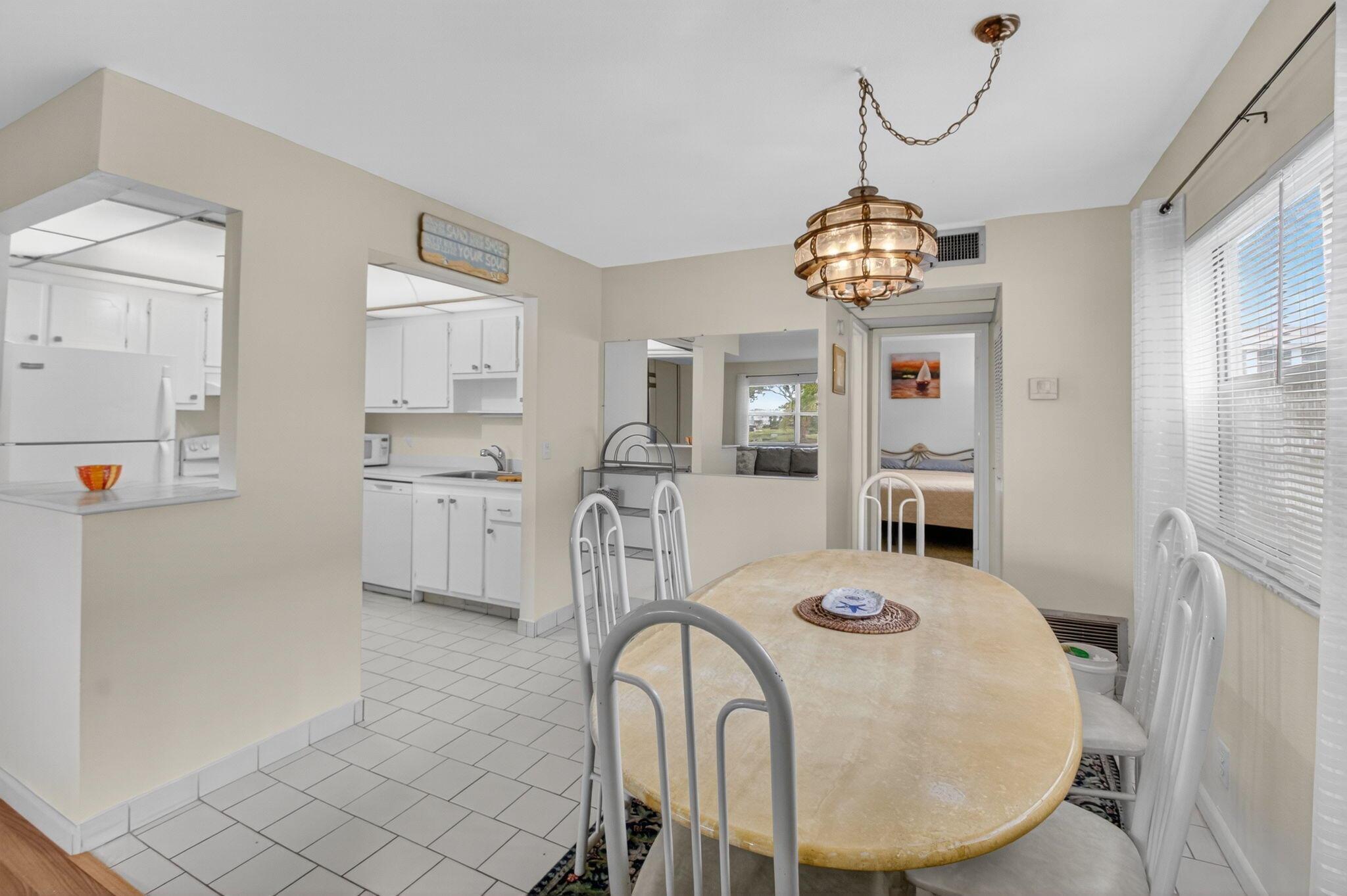 KINGS POINT SAXONY CONDOS - Residential Lease