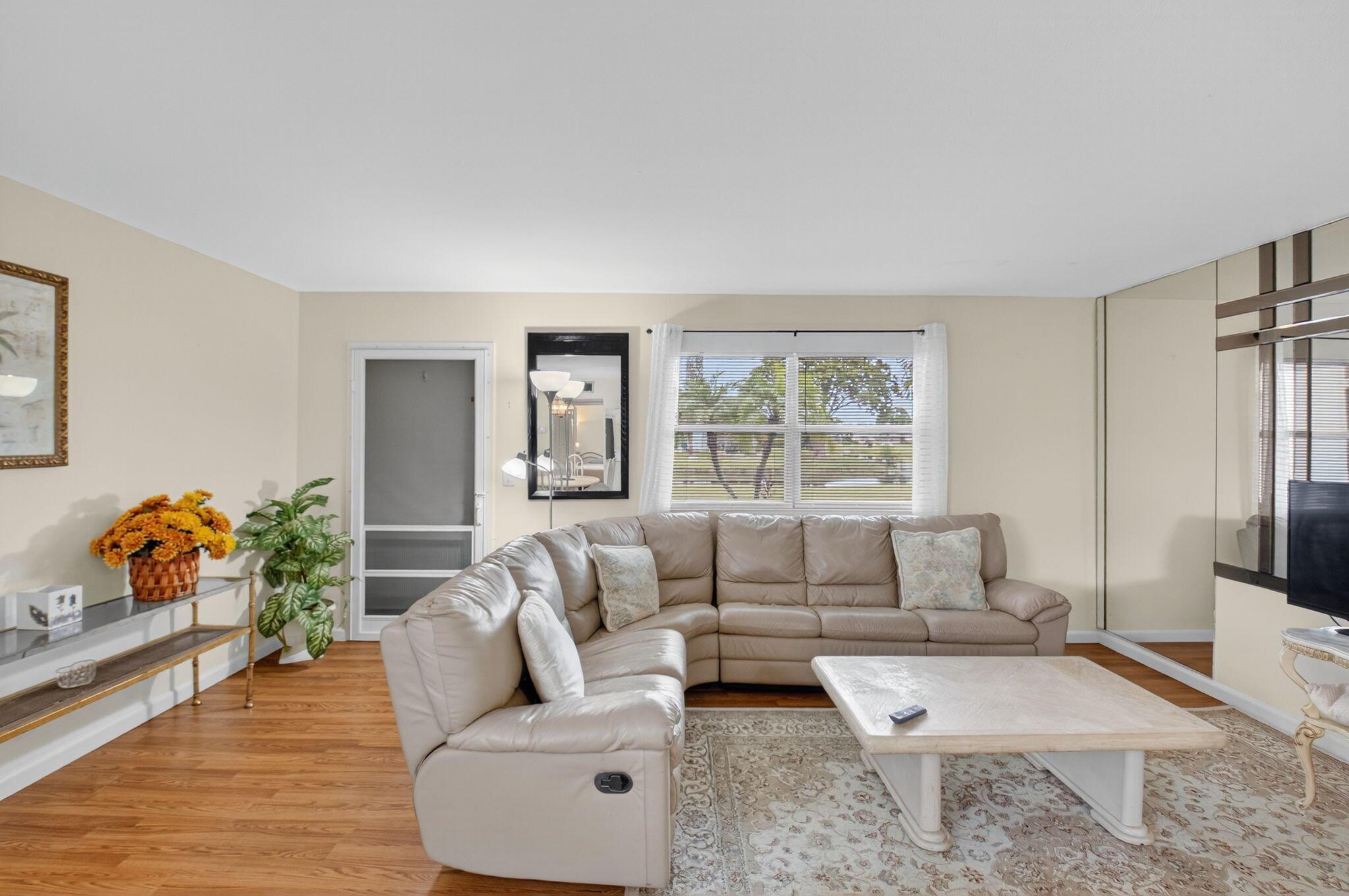 KINGS POINT SAXONY CONDOS - Residential Lease