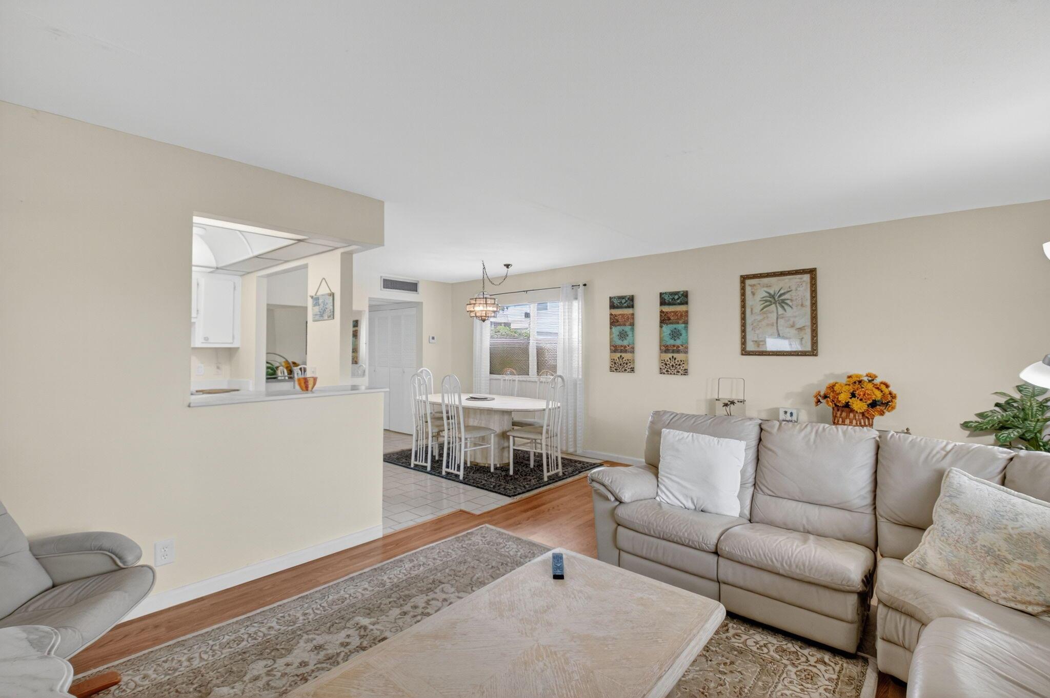 KINGS POINT SAXONY CONDOS - Residential Lease